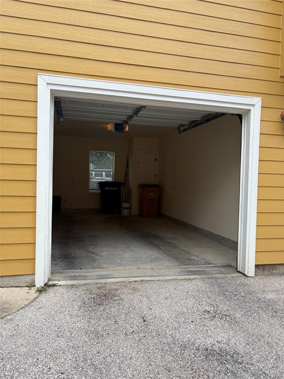 Building Photo - 1601 Miriam Ave
