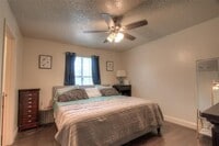 Building Photo - 205 W Trinity St