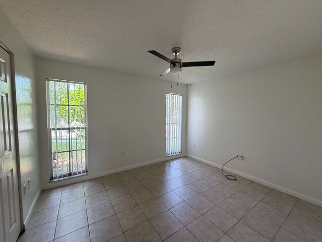Building Photo - 3532 Glenburn Ct