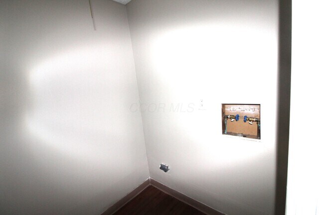 Building Photo - 2928 Landon Dr