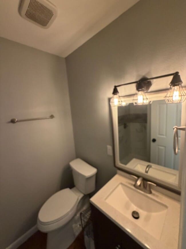 Building Photo - Gautier Property