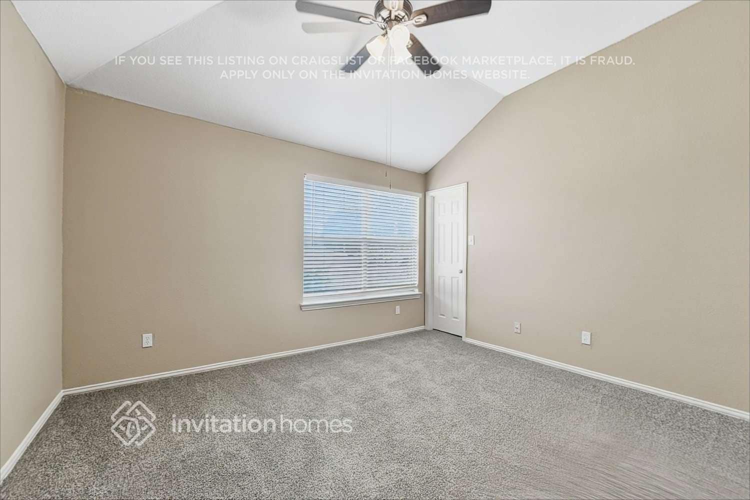 Building Photo - 4000 Iris Ct