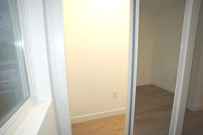 Building Photo - 1258 Idaho St