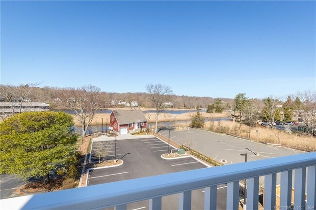 Building Photo - 201 Main St