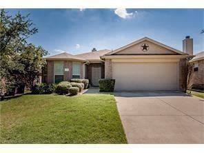 Primary Photo - 717 Mahogany Dr