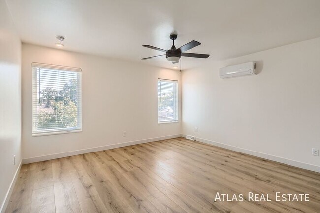 Building Photo - 4731 Columbine St