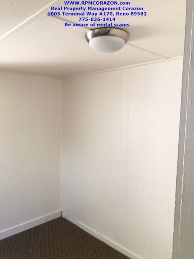 Building Photo - 317 C St