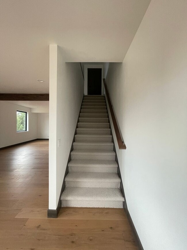 Building Photo - Whitefish Landing Town House