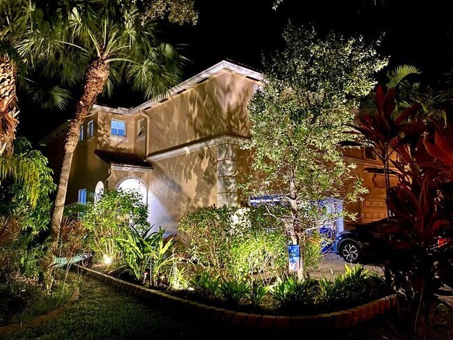 Building Photo - 9205 Villa Palma Ln