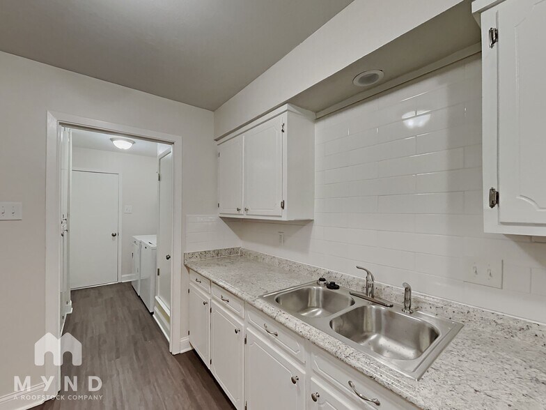 Building Photo - 11364 Quail Run St