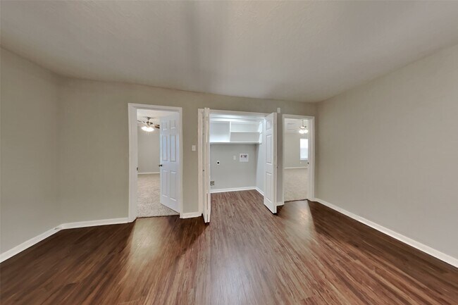 Building Photo - 16418 Wellers Way
