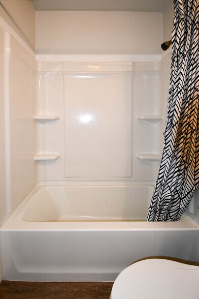 Building Photo - 5094 J E L Drive