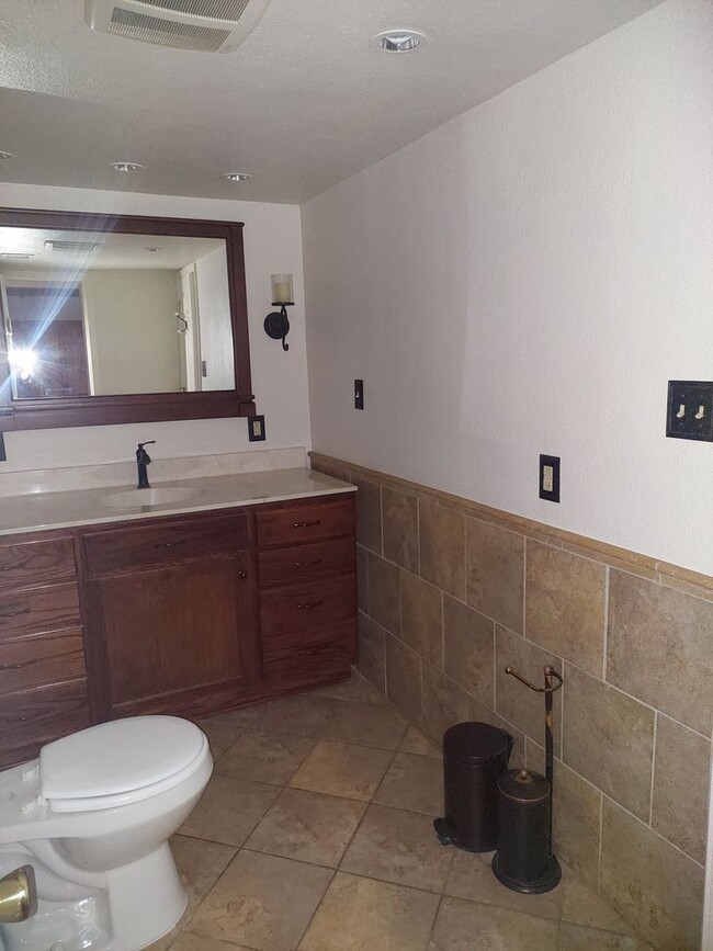Building Photo - Beautiful Rental near Fort Bliss