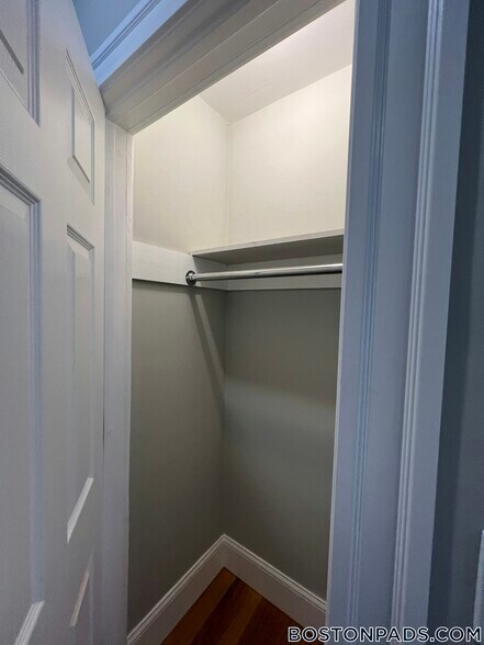 Building Photo - 73 Pearl St