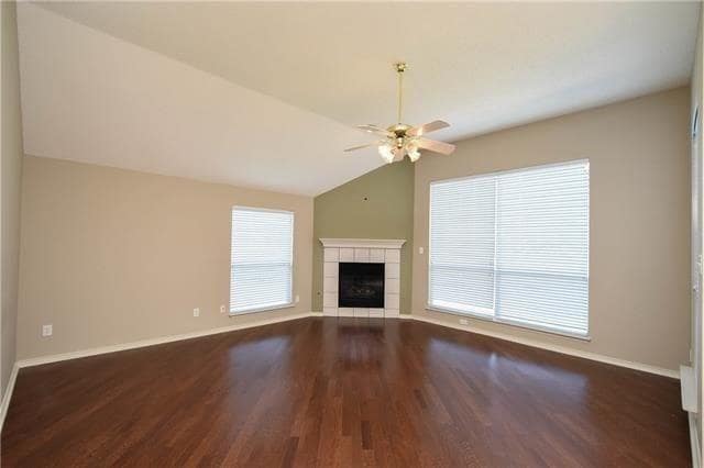 Building Photo - 2421 Princess Ct