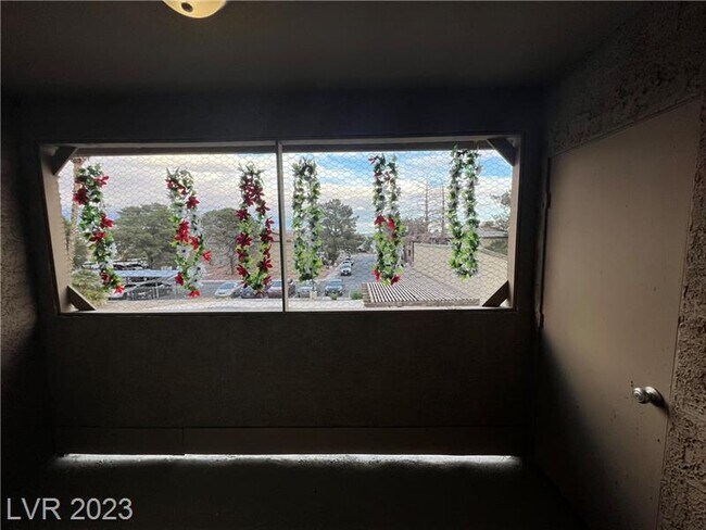 Building Photo - 2829 Wheelwright Dr