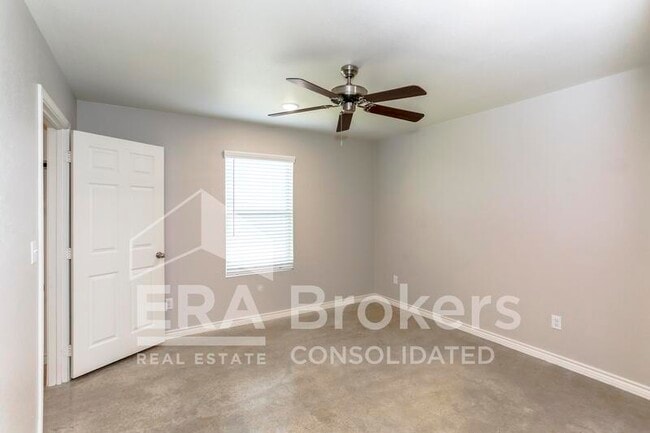 Building Photo - 2328 Duntov Dr