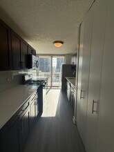 Building Photo - 509 N Dearborn-2001