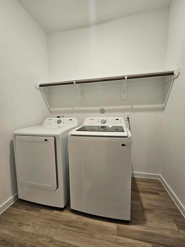 Building Photo - 8438 Tranquil Bay Ct