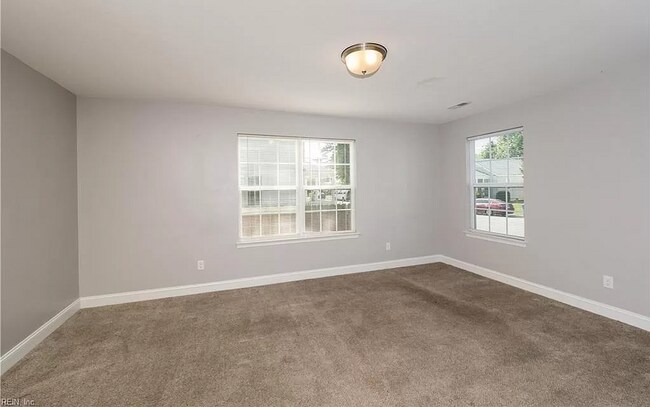 Bedroom 5 - 854 43rd St