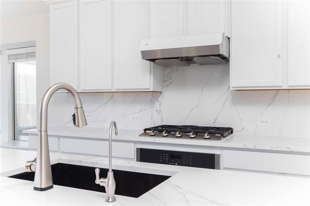 Building Photo - 10038 Boswell Dr