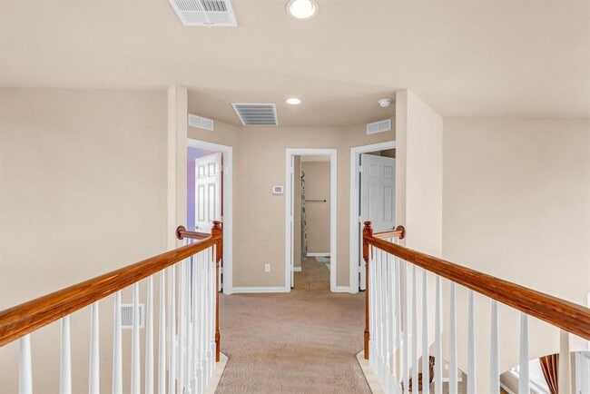 Building Photo - 500 Hickory Run Dr