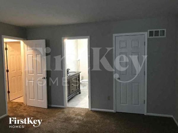 Building Photo - 72 Gray Owl Garth Ct