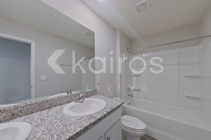 Building Photo - 8614 SW 43rd Ter