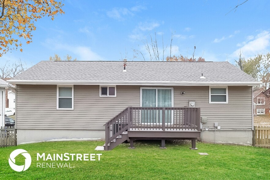 Building Photo - 6302 E 140th Terrace