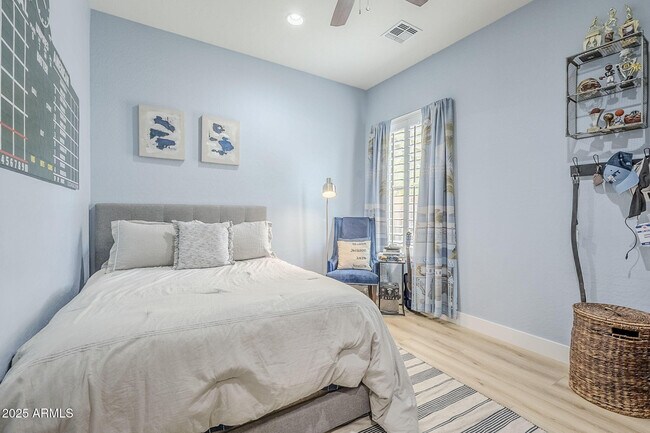 Building Photo - 9272 E Desert Village Dr