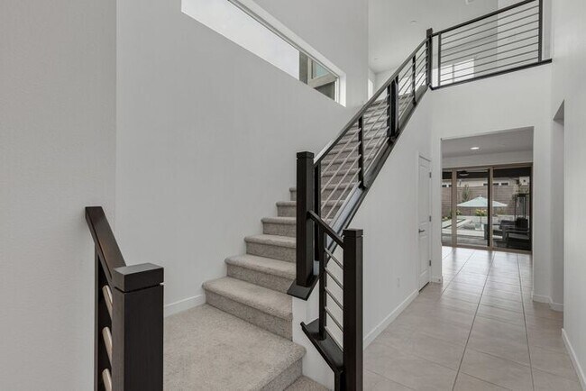 Building Photo - Luxury Henderson Retreat with Private Pool & Loft