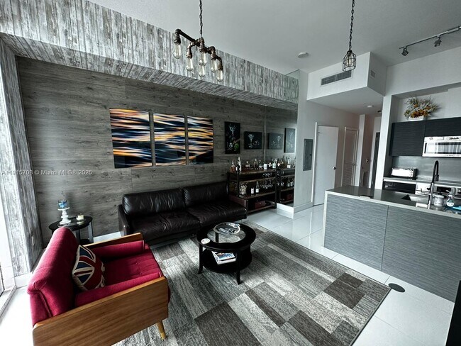 Building Photo - 1080 Brickell Ave