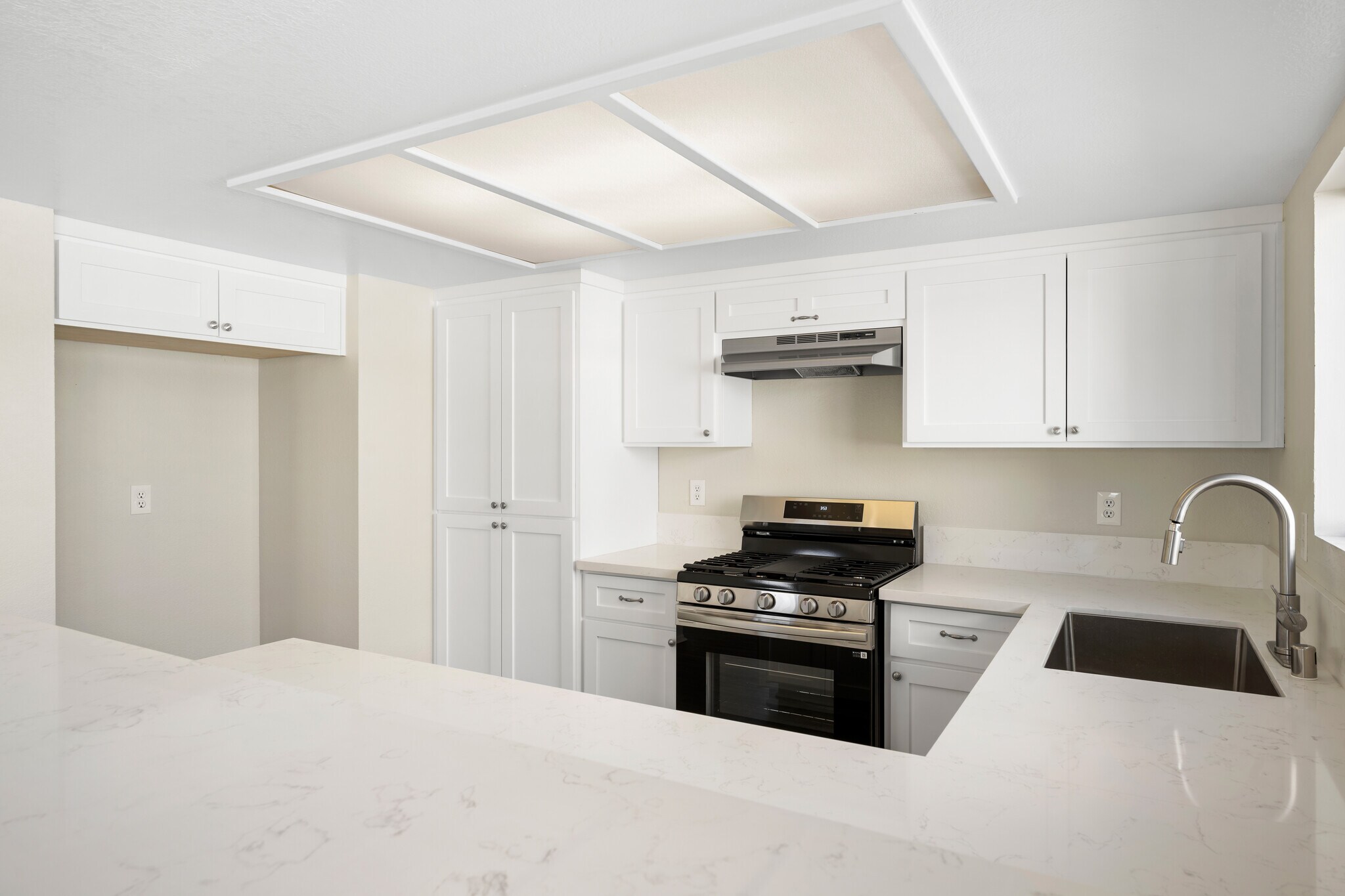 Building Photo - 1030 Ruberta Ave