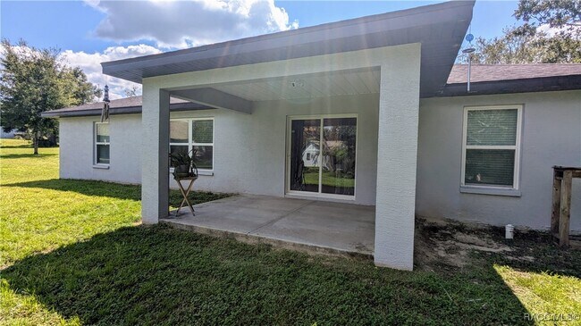 Building Photo - 5333 W Homosassa Trail