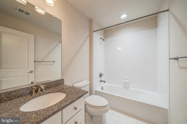 Building Photo - 20752 Duxbury Terrace