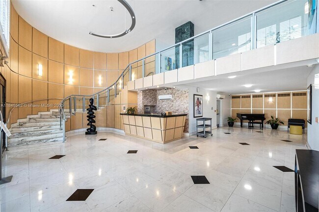 Building Photo - 6770 Indian Creek Dr