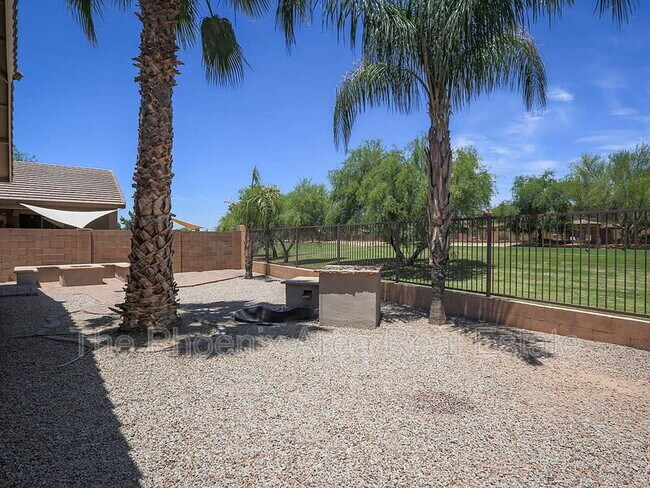 Building Photo - 21418 E Camina Plata Ct