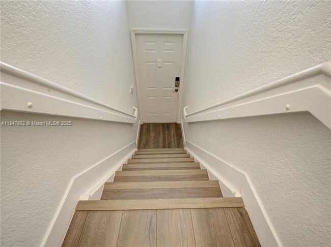Building Photo - 5630 NW 114th Path