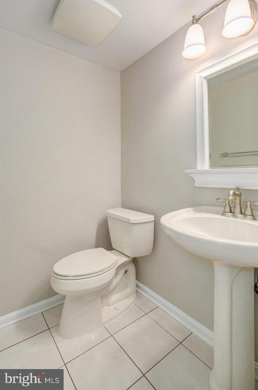 Building Photo - 26 Lily Pond Ct