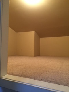 Building Photo - 716 E Lenz Ln