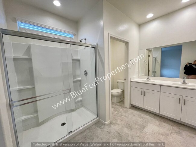 Building Photo - 6379 E Calle Hora Cero