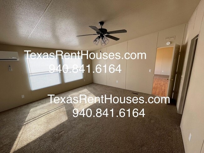 Building Photo - TIRED OF THE CITY LIFE?  6 Acres Petrolio ISD