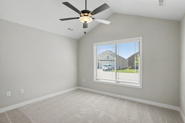 Building Photo - 1816 Wes Milligan Ln