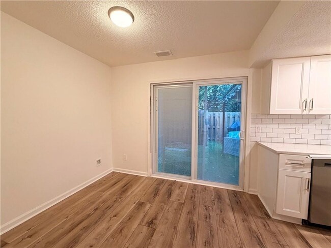 Building Photo - 4416 Chowning Way