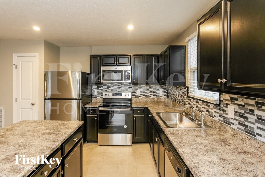 Building Photo - 2655 Spurlock Ln