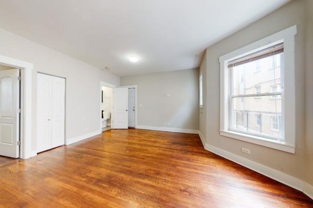 Building Photo - 1 bedroom in Chicago IL 60626