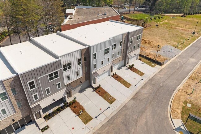 Building Photo - 3575 Overlook Rd NW