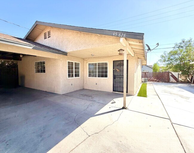 Building Photo - 45828 Marshall St