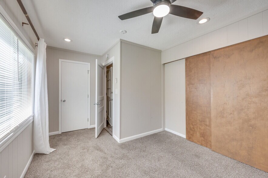 Building Photo - 3314 Mimosa Dr