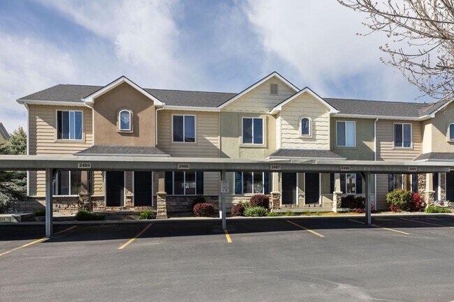Building Photo - 2 BED 1 BATH TOWNHOME WITH COVERED PARKING IN AMMON - CITY UTILITIES INCLUDED